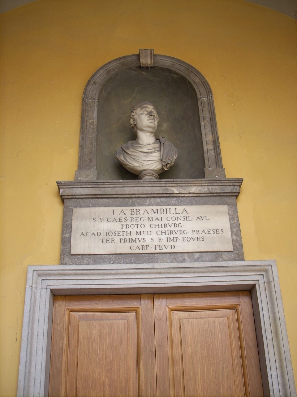 Giovanni%20Alessandro%20Brambilla%20bust%2C%20University%2C%20Pavia%20-%201.jpg
